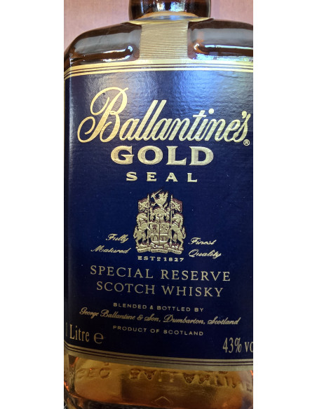 Ballantine's 12 Year Old Gold Seal Whisky 010