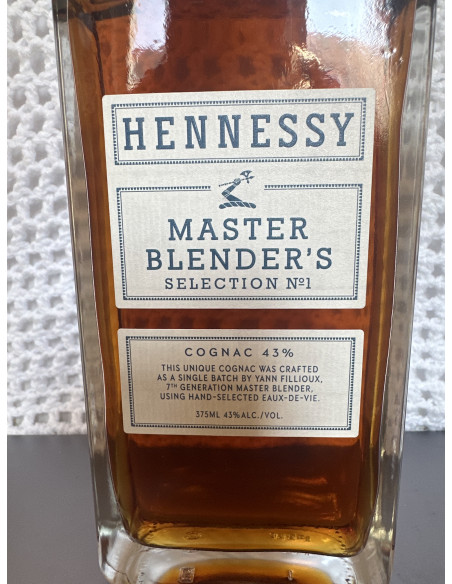 Hennessy Cognac Blender’s Selection No1 010