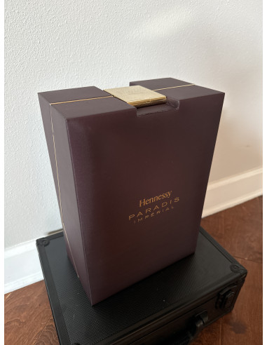 Hennessy Paradis Imperial 専用ボックス付き 楽天市場】 新型 ヘネシー パラディ アンペリアル 700ml 箱付き