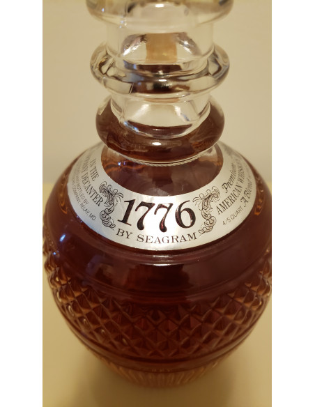 Seagram's 1776 Whisky in Tiffany Decanter 011