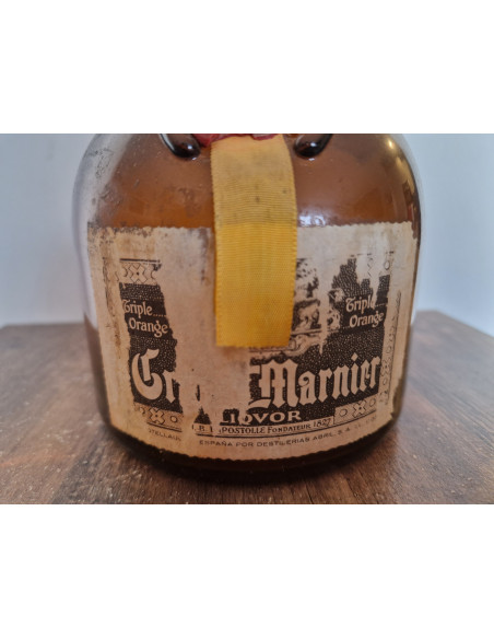 Grand Marnier Yellow Ribbon Liqueur de Cognac 010