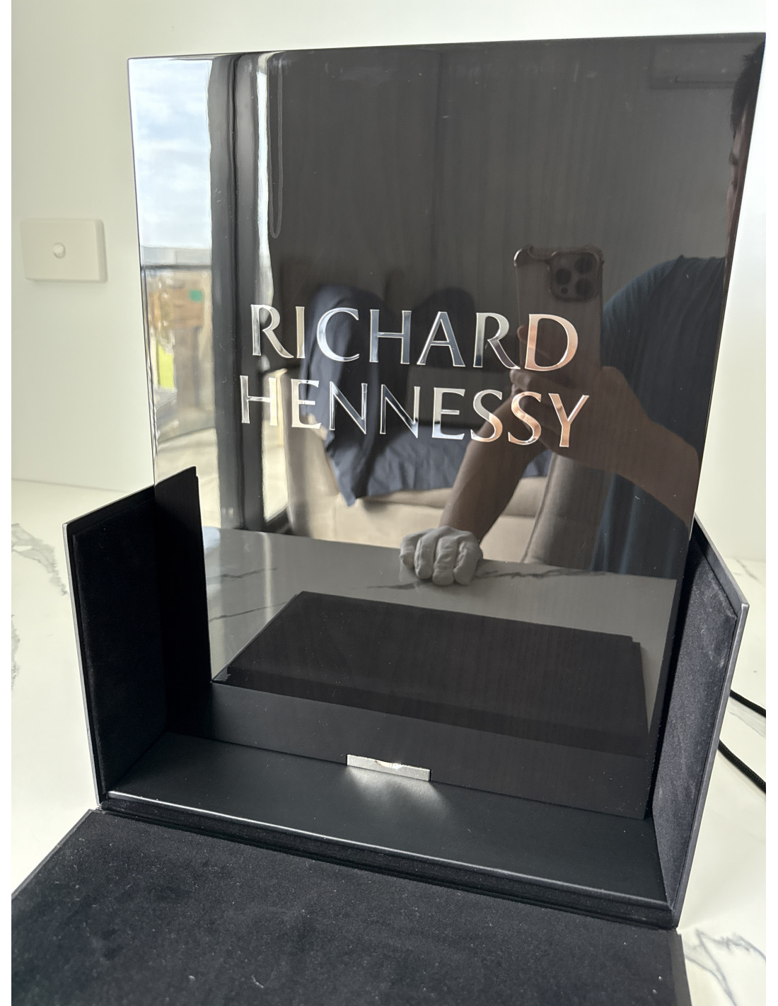 Hennessy Cognac Richard Hennessy | cabinet7