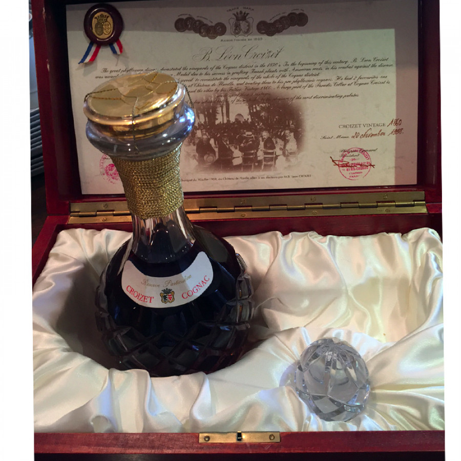 Croizet Cognac 1860, Crystal Decanter, bottled 1997 Cognac Auction