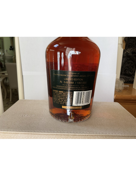 Hennessy Very Special Cognac Limited Edition in honor of the 44th President 012