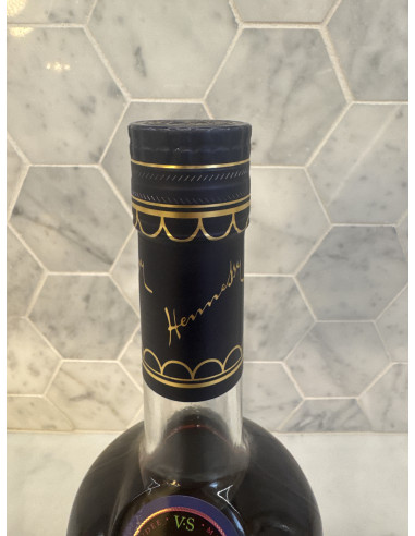 Hennessy Cognac Very Special Limited Edition KAWS 