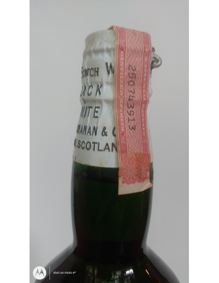 Buchanan's "Black & White" Blended Scotch Whisky 09