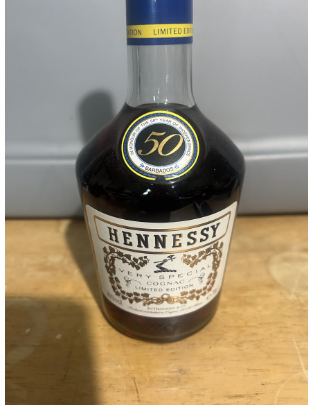 Hennessy VS Cognac 50th Anniversary of Independence for Barbados 010