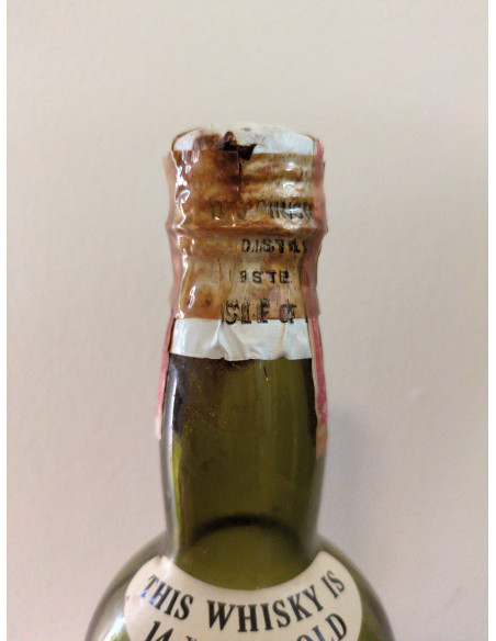 Laphroaig 14 Years Old Scotch Whisky 010