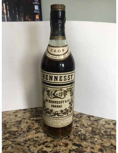 Hennessy Cognac VSOP (20 years aged) 06