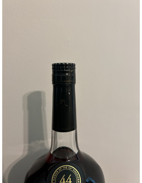 Hennessy Cognac VS Limited Edition in honor of the 44th President 08
