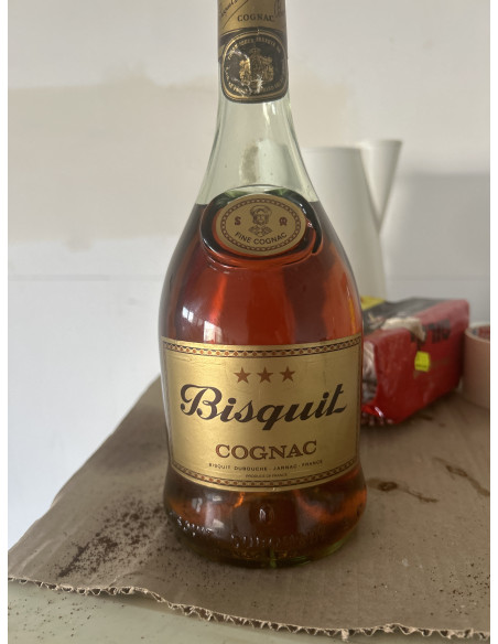 Bisquit and Dubouche Cognac VS 3 Star 010