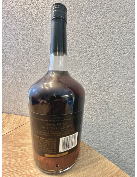 Hennessy Cognac Very Special Limited Edition in Honor of the 44th President 07