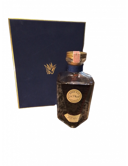 Martell Cognac Cordon Bleu Baccarat Decanter 07