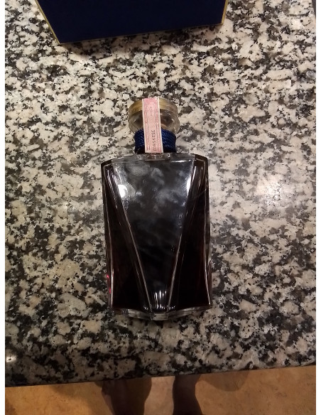 Martell Cognac Cordon Bleu Baccarat Decanter 08