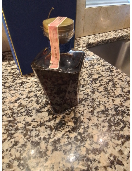 Martell Cognac Cordon Bleu Baccarat Decanter 09