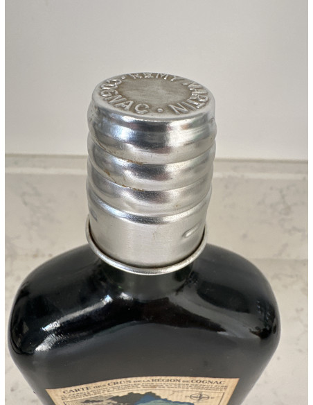 Remy Martin Cognac VSOP Flask 08