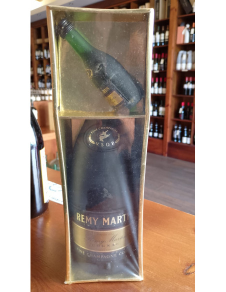 Remy Martin Cognac VSOP 010