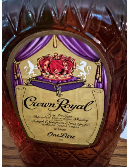 Seagram’s Crown Royal 1975 012