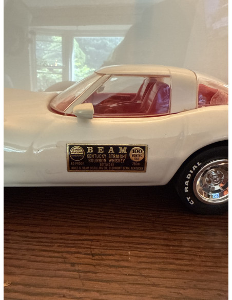 Beam 1978 White Corvette Decanter 011