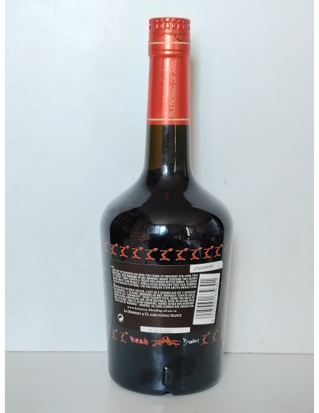 Hennessy Cognac VS Collector's Edition n°01 Kesh and David Burrows 07