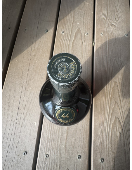 Hennessy Cognac Very Special Limited Edition in honor of the 44th President 09