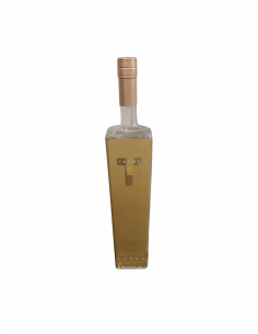 Trump Super Premium Vodka 01