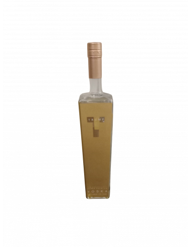 Trump Super Premium Vodka 01
