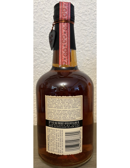 Heaven Hill Distilleries Old Whiskey River 6 Year Old 08