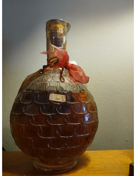 ROUYER GUILLET & Cie Decanter: Le Cognac des Rois de France, LOUIS XIV (Angel Illustration) 07
