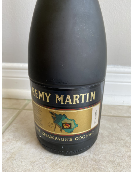 Remy Martin VSOP Cognac (Gold Label 1970's to Late 1980's) 07