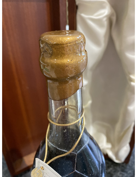 Remi Landier Cognac Remi Landier Très Vieux Du Chai des Pers Grande Champagne Cognac 09