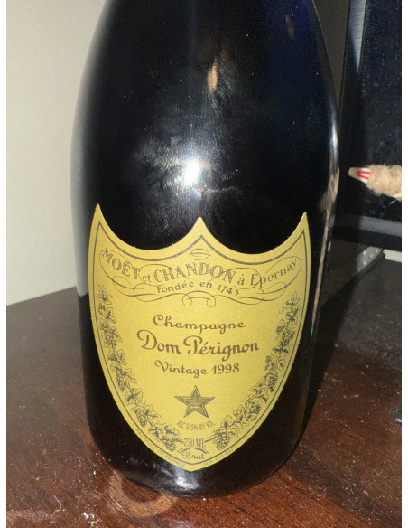 Dom Perignon Brut Champagne Vintage 1998 011