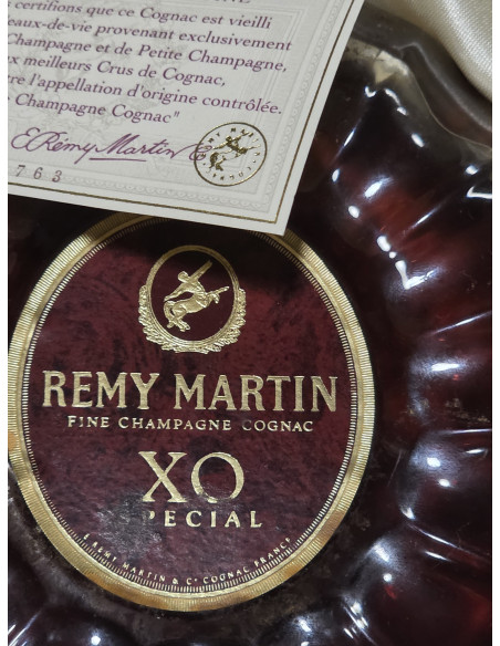 Remy Martin XO Special Fine Champagne Cognac 1990s with Box & Glasses 012