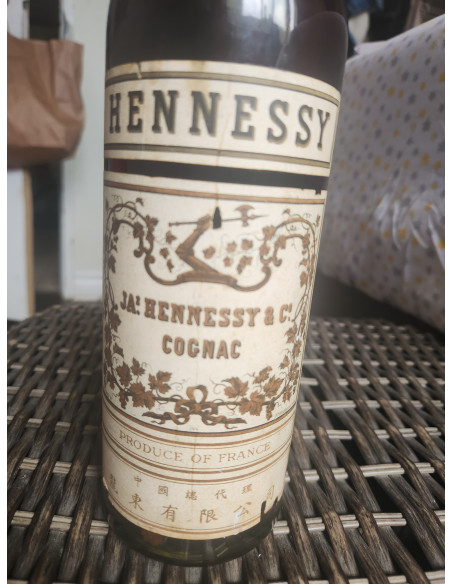 Hennessy 3 Star Cognac General Agent of China 1950s 010
