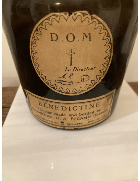 DOM Benedictine DOM Bénédictine Liqueur 23/32 Quart Julius Wile Import 1960s 010