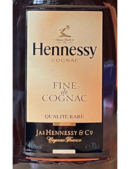 Hennessy Fine de Cognac Qualite Rare 2000s 011