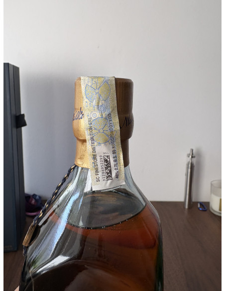 Johnnie Walker  Blue Label 012