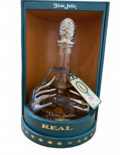 Don Julio Real Tequila Añejo 750ml (2011 Bottling) 02