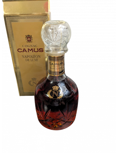 Camus Napoléon De Luxe Cognac Cut-Glass Decanter 1990s | cabinet7