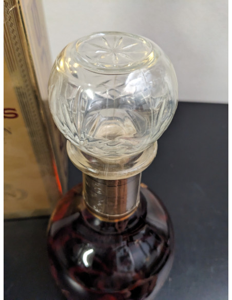 Camus Napoléon De Luxe Cognac Cut-Glass Decanter 1990s 011