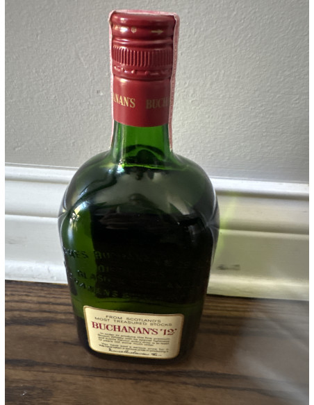 Buchanan’s  Buchanan's De Luxe 12 Year Old Blended Scotch Whisky 1970s 09