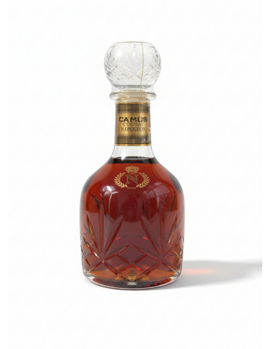 Camus Napoléon De Luxe Cognac Cut-Glass Decanter 1990s 01