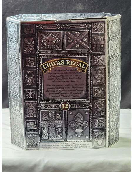 Chivas Regal 12 Year Old Blended Scotch Whisky 1990s 016