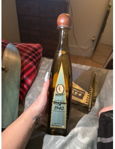 Don Julio 1942 Añejo Tequila 60th Anniversary Blue Label Limited Edition 02