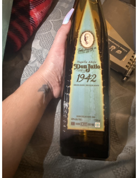 Don Julio 1942 Añejo Tequila 60th Anniversary Blue Label Limited Edition 015