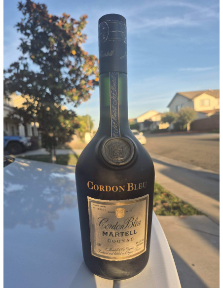 Martell Cordon Bleu Cognac 1980s 012