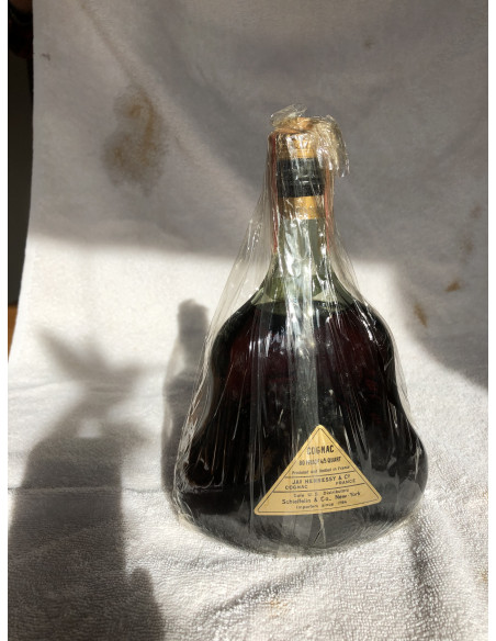 JA.s Hennessy & Co. Extra Cognac 80 proof 011