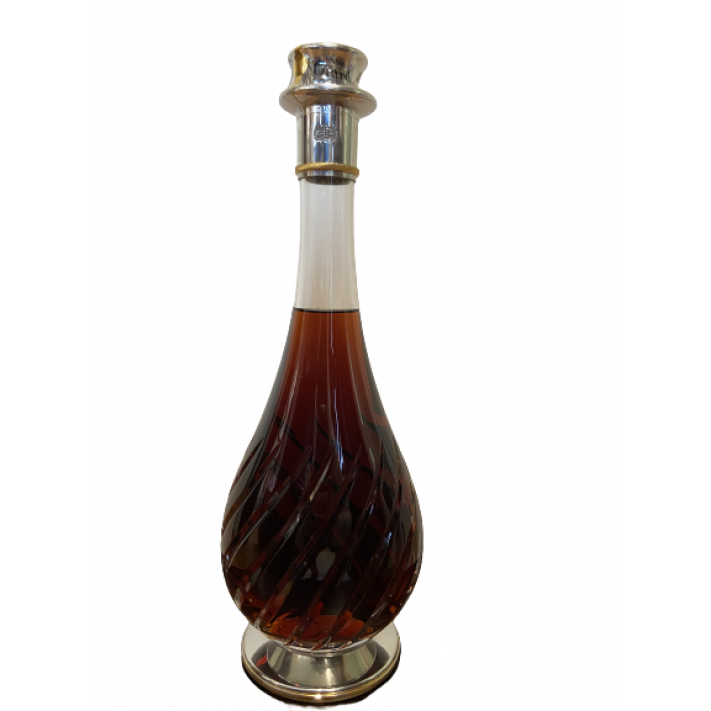 Otard Extra Cognac Crystal decanter 01