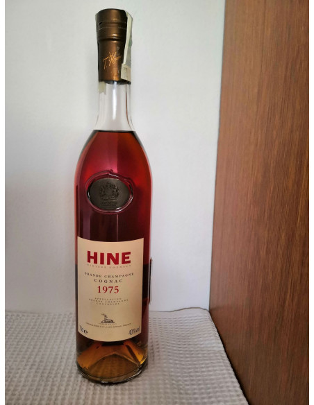 Hine Vintage 1975 Cognac 08