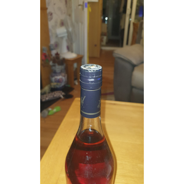 Hine Cognac Hine Signature Petite Champagne Cognac 100cl 1990s.3